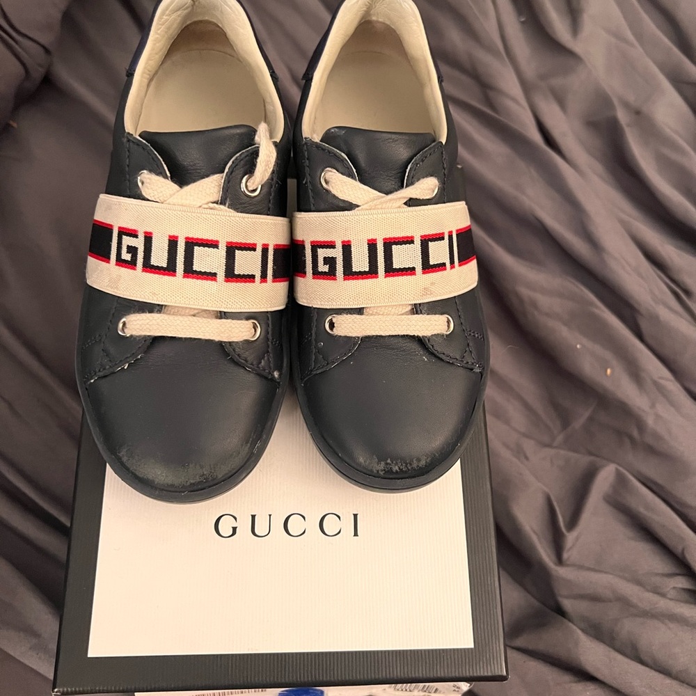 Gucci kids shoes size 26 blue